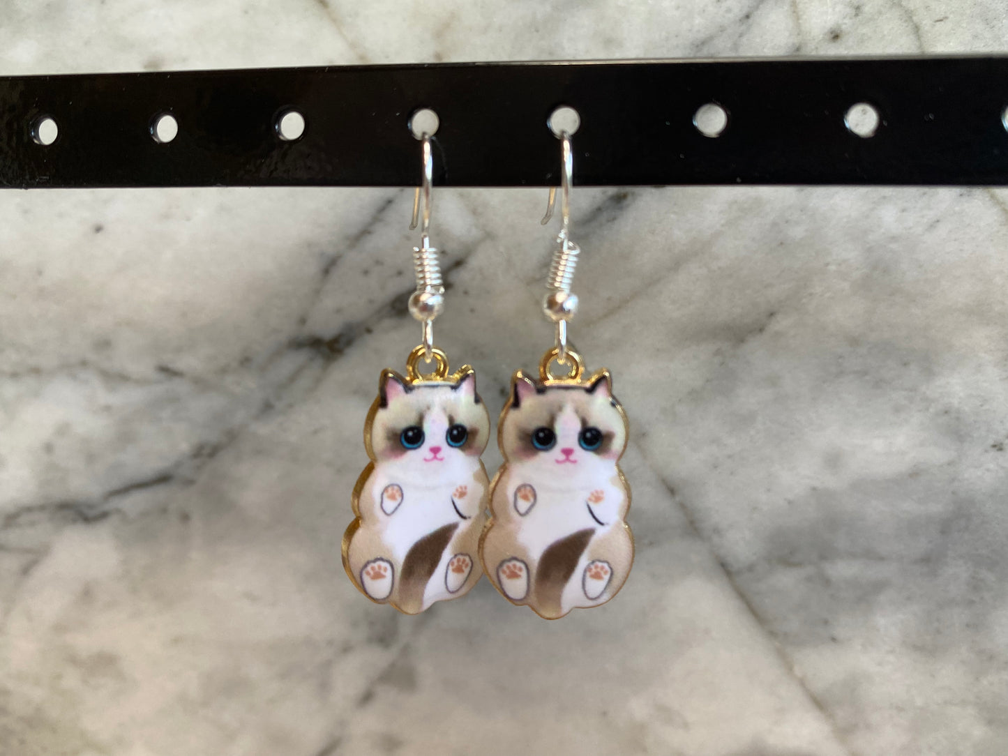 Hanging Cat Drop Earrings